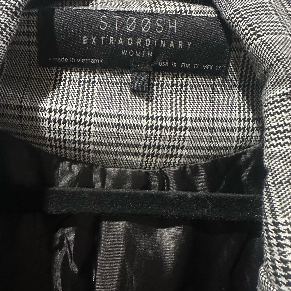 STOOSH Black and White Plaid Blazer